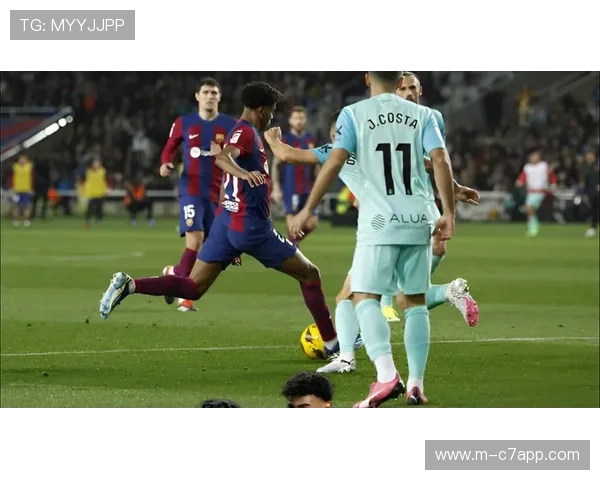 奥格斯堡1-0力克海登海姆,克劳德-毛里斯一剑封喉助球队脱离降级区 奥格斯堡1-0力克海登海姆,克劳德-毛里斯一剑封喉助球队脱离降级区